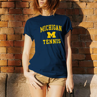 Arch Logo Tennis University of Michigan Basic Cotton Short Sleeve T Shirt - Navy